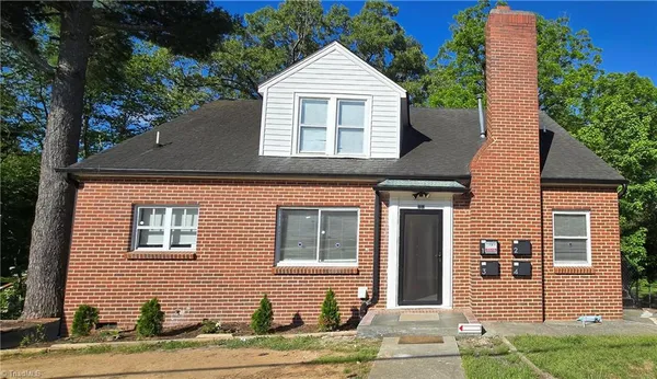 $1,100 | 2912 Woodleigh Street, Unit 3, Winston-Salem, NC 27127