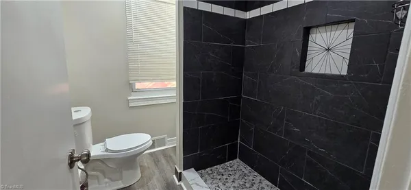 $1,100 | 2912 Woodleigh Street, Unit 3, Winston-Salem, NC 27127