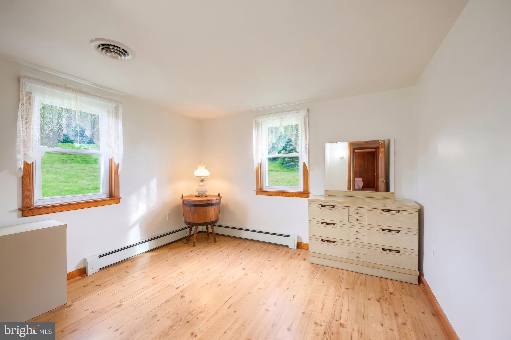 5026 Pigeon Hill Road Spring Grove, PA 17362 - Photo 10 of 49