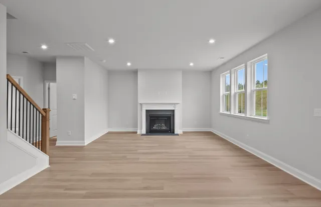 $370,740 | 825 Sweetwater Springs Drive, Moore, SC 29369