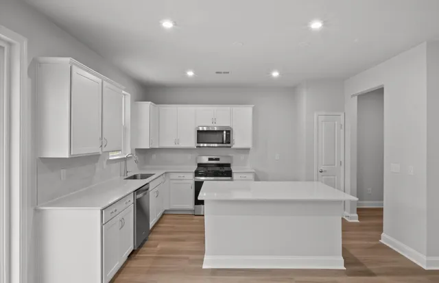 $370,740 | 825 Sweetwater Springs Drive, Moore, SC 29369