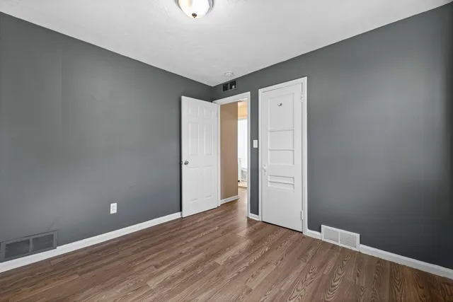 $160,000 | 4705 Jackson Street, Dearborn Heights, MI 48125