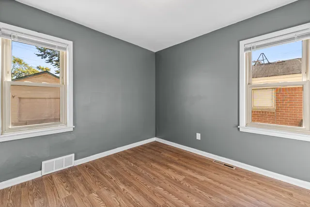 $160,000 | 4705 Jackson Street, Dearborn Heights, MI 48125