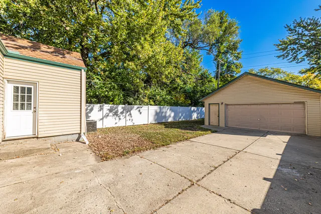 $160,000 | 4705 Jackson Street, Dearborn Heights, MI 48125