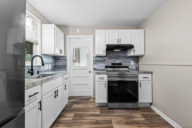 $160,000 | 4705 Jackson Street, Dearborn Heights, MI 48125