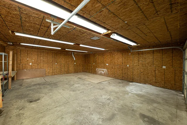 $160,000 | 4705 Jackson Street, Dearborn Heights, MI 48125