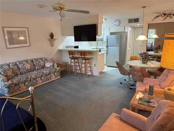 $89,900 | 857 Southeast Mayo Drive, Unit 102, Crystal River, FL 34429