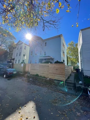 $720,000 | 5 Freeland Terrace, Worcester, MA 01603