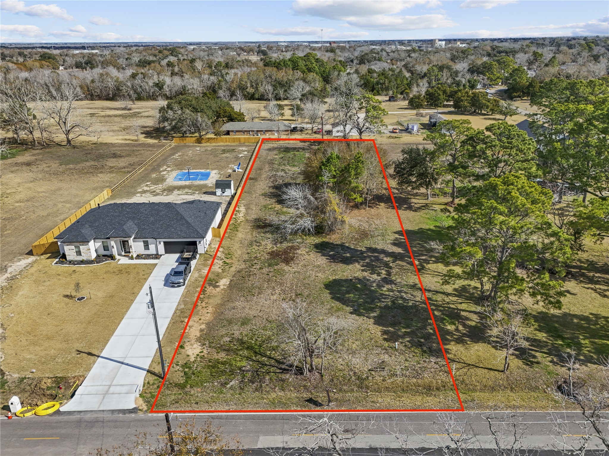 2256 Mamie Ford Road Alvin, TX 77511 - Photo 1 of 16