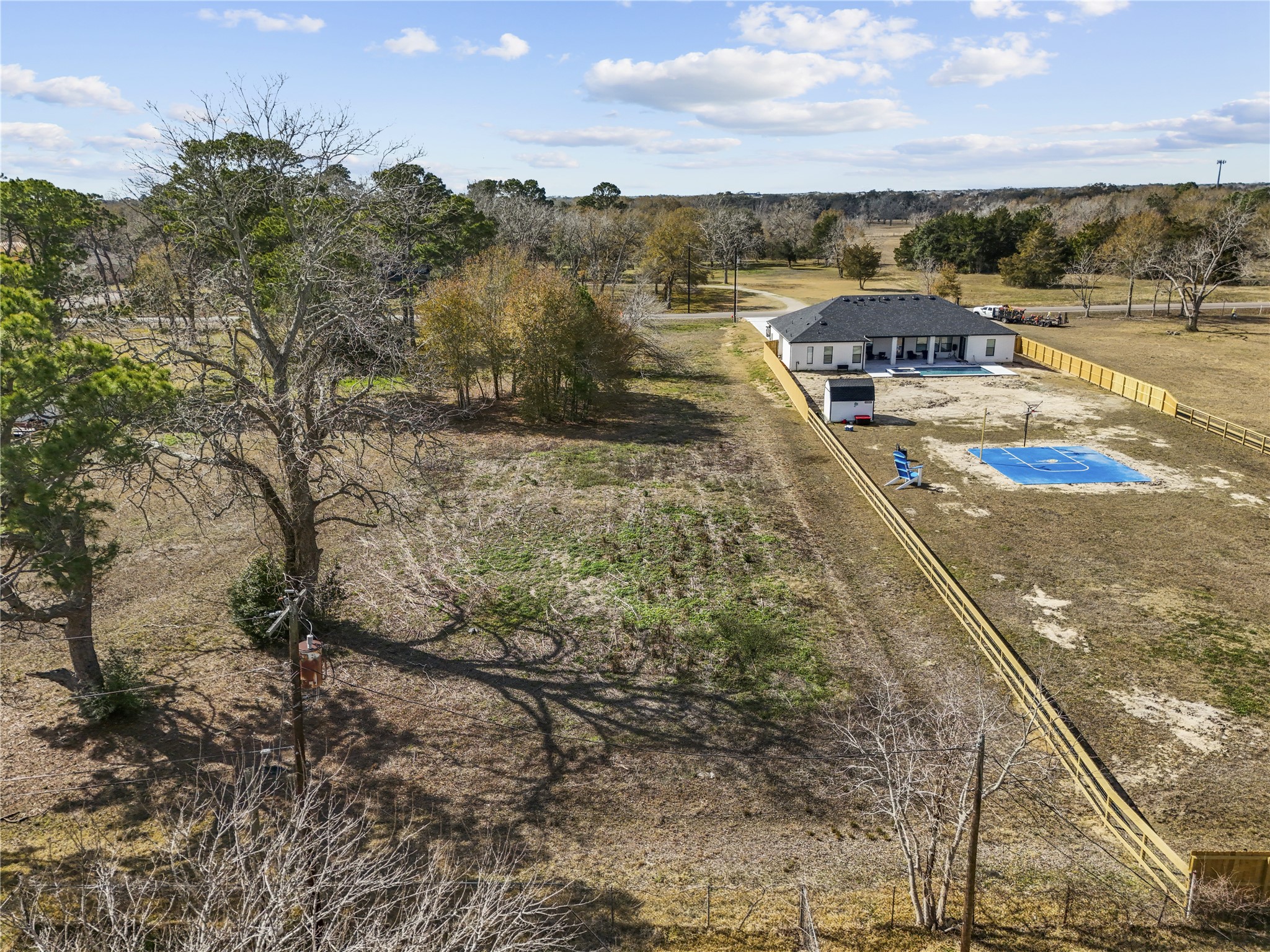 2256 Mamie Ford Road Alvin, TX 77511 - Photo 11 of 16