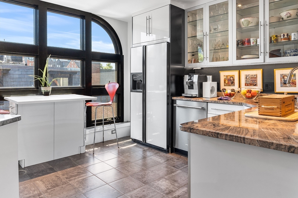 74 Appleton Street, Unit 4 Boston, MA 02116 - Photo 11 of 33 Gallery Image 11