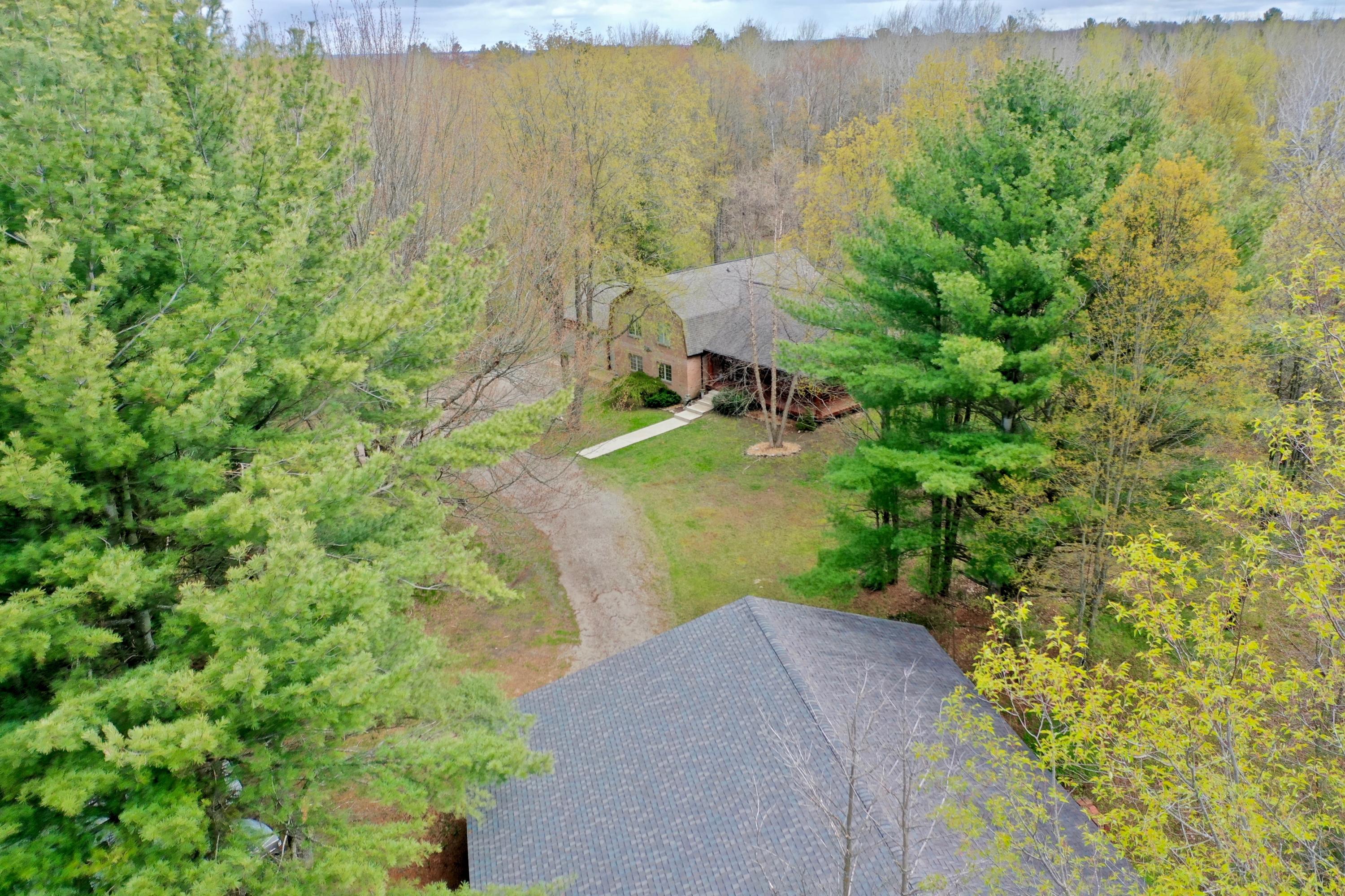 7913 Quarter Road Cadillac, MI 49601 - Photo 47 of 53 DJI_0236