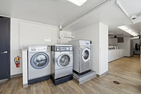 $449,900 | 1960 North Lincoln Park West, Unit 2709, Chicago, IL 60614