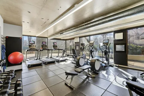 $449,900 | 1960 North Lincoln Park West, Unit 2709, Chicago, IL 60614