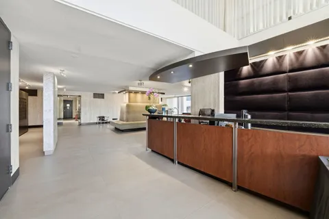 $449,900 | 1960 North Lincoln Park West, Unit 2709, Chicago, IL 60614