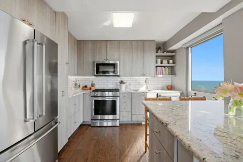 $449,900 | 1960 North Lincoln Park West, Unit 2709, Chicago, IL 60614