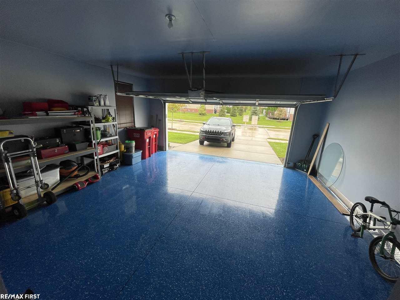 48295 Silver Lake Road Macomb, MI 48042 - Photo 3 of 41