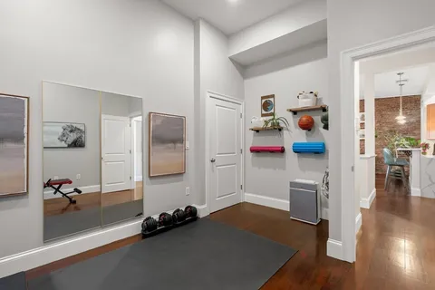 $1,290,000 | 133 I Street, Unit 3, Boston, MA 02127