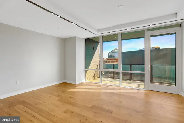 $1,200,000 | 1781 North Pierce Street, Unit 1404, Arlington, VA 22209