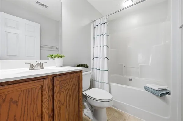 $320,000 | 184 Southern Valley Court, Mars, PA 16046