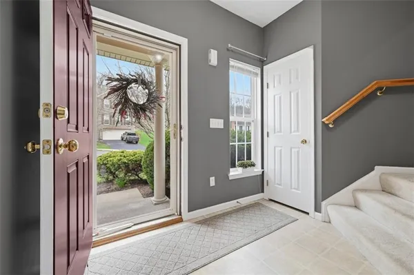 $320,000 | 184 Southern Valley Court, Mars, PA 16046