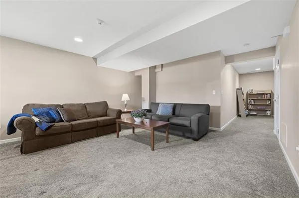 $320,000 | 184 Southern Valley Court, Mars, PA 16046