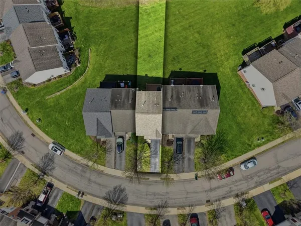 $320,000 | 184 Southern Valley Court, Mars, PA 16046