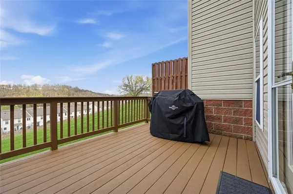 $320,000 | 184 Southern Valley Court, Mars, PA 16046