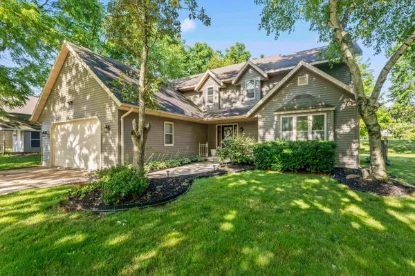 $424,900 | 612 Sweetbriar Lane, Watertown, WI 53098
