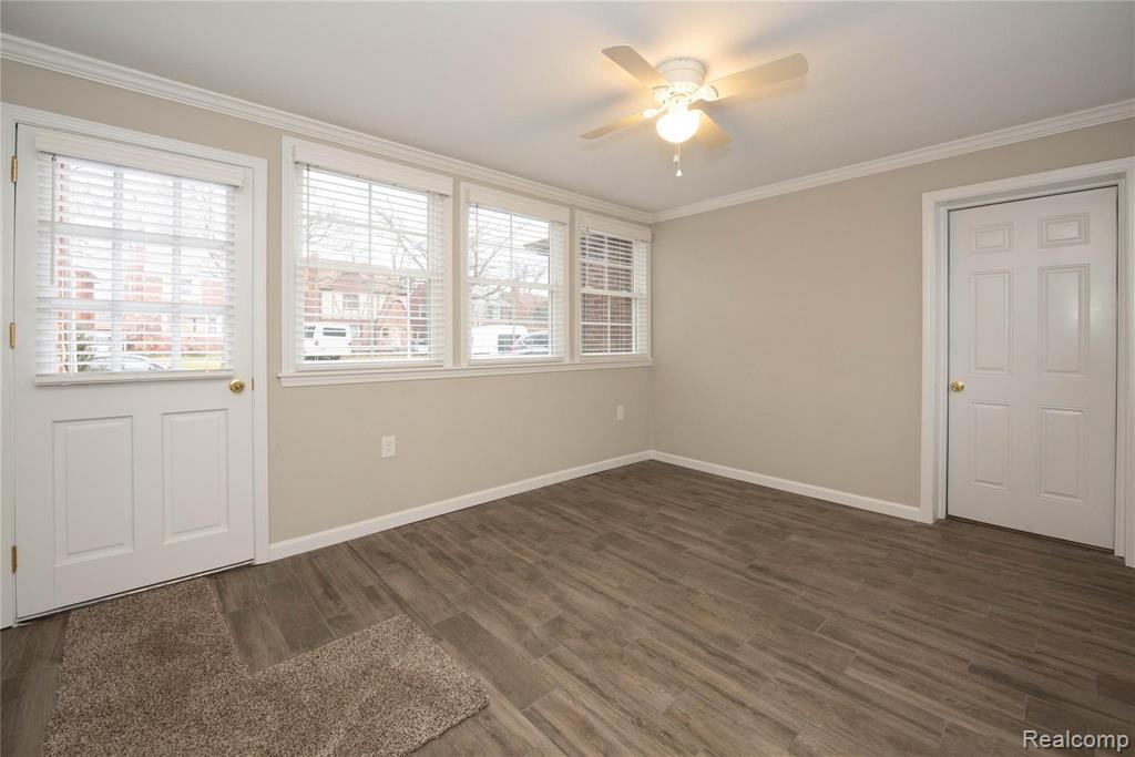1699 Littlestone Road Grosse Pointe Woods, MI 48236 - Photo 27 of 54