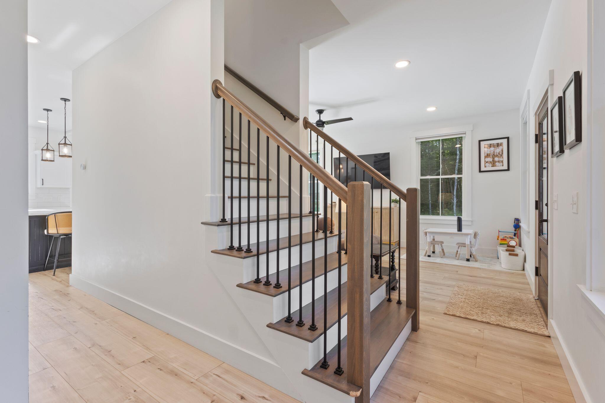 161 2 Rod Road Scarborough, ME 04074 - Photo 11 of 43 161_Two_Rod_Rd_065