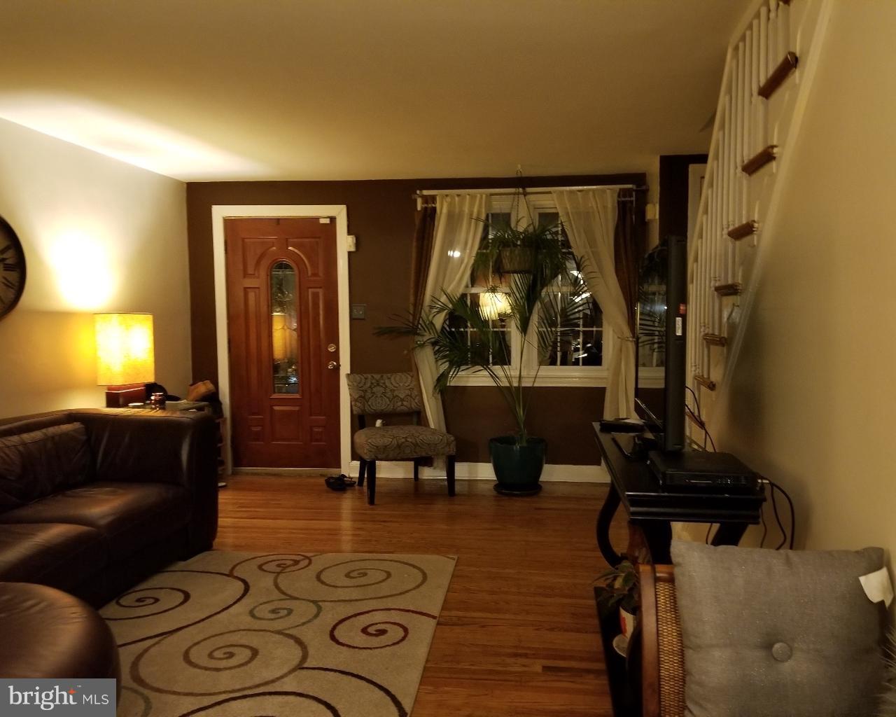 1313 Farrington Road Philadelphia, PA 19151 - Photo 2 of 9 Gallery Image 2