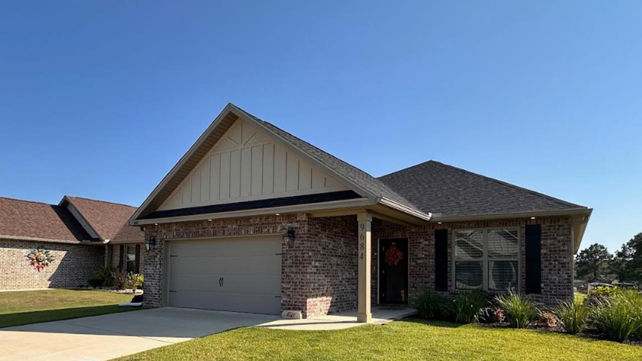 9684 Lakeview Drive Foley, AL 36535 - Photo 1 of 1 Front Of Structure