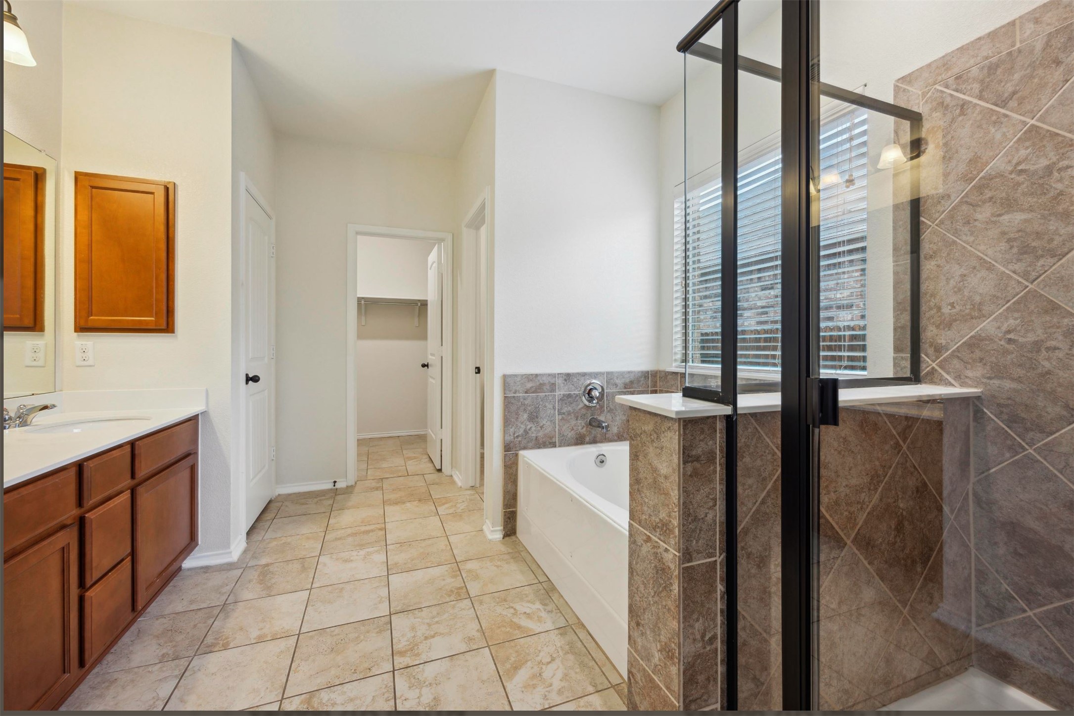 705 Vaughn Street Georgetown, TX 78628 - Photo 6 of 10