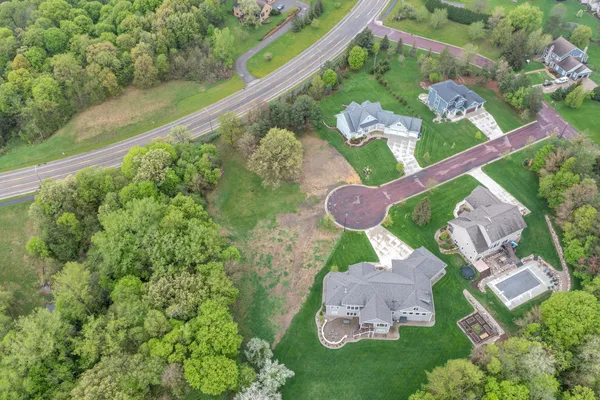 $1,274,800 | 1008 Applewood Court, Mankato, MN 56001