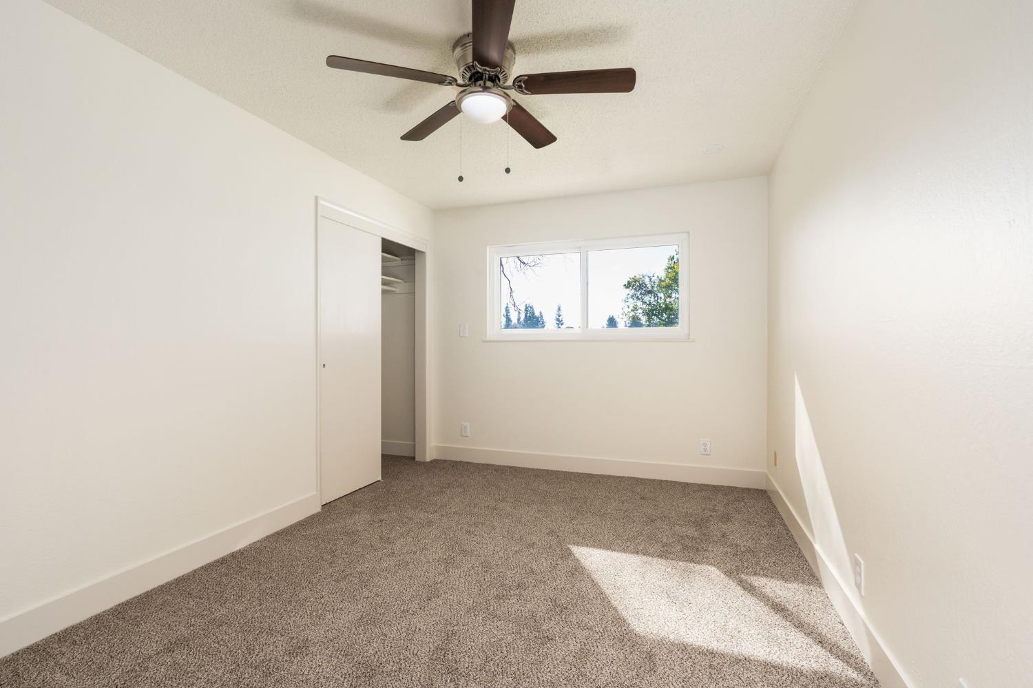 1711 East Stuart Avenue Fresno, CA 93710 - Photo 35 of 36