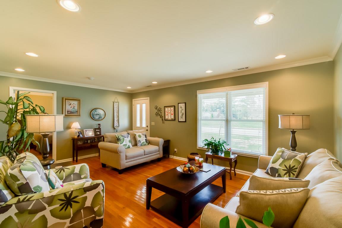 2410 Sulphur Springs Road Murfreesboro, TN 37129 - Photo 10 of 25 Gallery Image 10