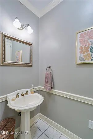 $469,900 | 1700 Dunn Pease Road, Raymond, MS 39154