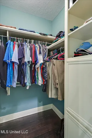 $469,900 | 1700 Dunn Pease Road, Raymond, MS 39154