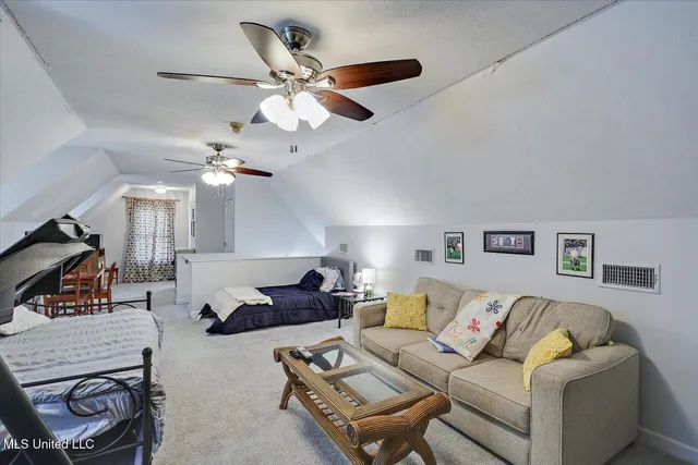 $469,900 | 1700 Dunn Pease Road, Raymond, MS 39154