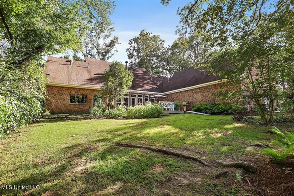 $469,900 | 1700 Dunn Pease Road, Raymond, MS 39154