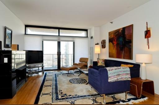 435 West Erie Street, Unit 1306 Chicago, IL 60654 - Photo 2 of 11