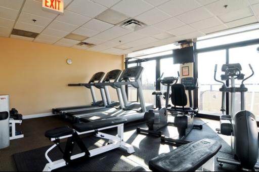 435 West Erie Street, Unit 1306 Chicago, IL 60654 - Photo 10 of 11
