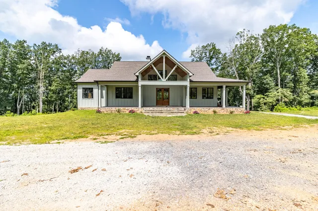 $1,299,000 | 4384 Round Pond Road, LaFayette, GA 30728