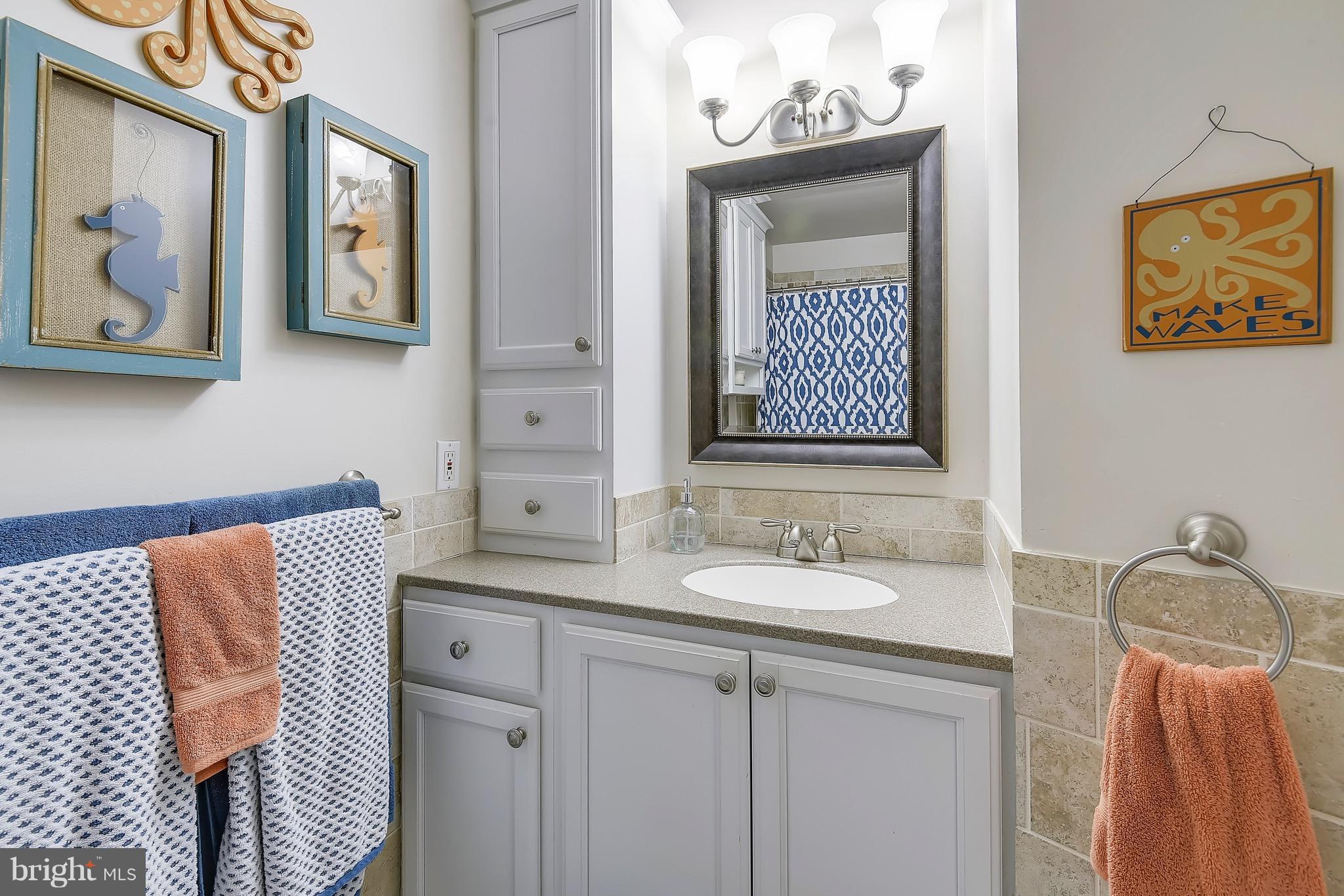 8420 Crown Place Alexandria, VA 22308 - Photo 21 of 30 Bath (Master) 1