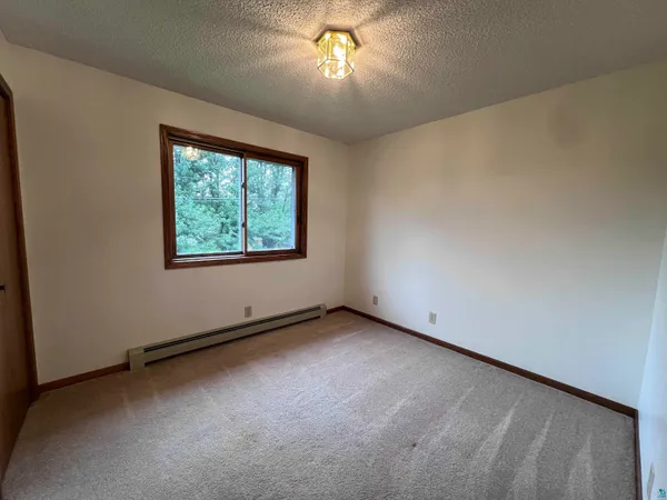 $374,900 | 2023 East 11th Street, Superior, WI 54880