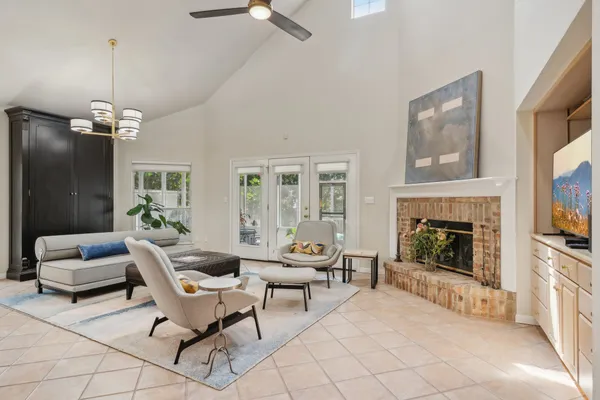 $3,000 | 617 Evergreen Lane, New Braunfels, TX 78130