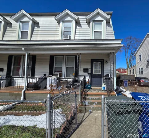 $3,000 | 102 Hanover Street, Bridgeport, CT 06604