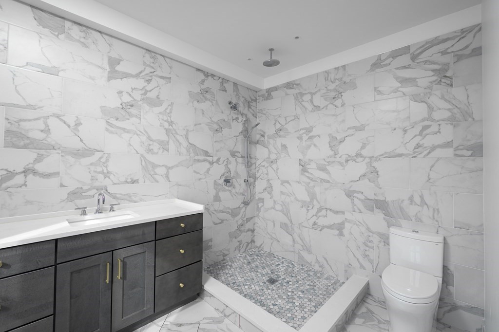 5 Caspian Way, Unit 2 Boston, MA 02125 - Photo 14 of 25