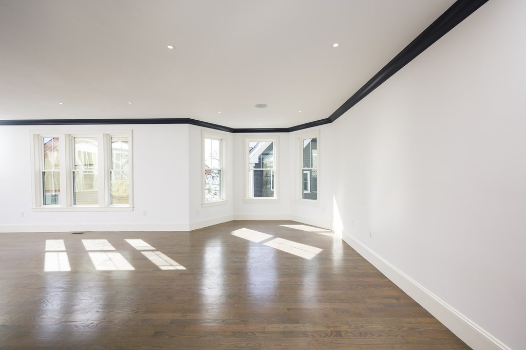 5 Caspian Way, Unit 2 Boston, MA 02125 - Photo 9 of 25